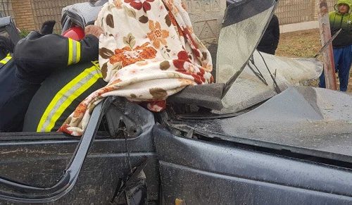 مرگ زن و مرد میانسال در تصادف هولناک جاده سیاخ-دارنگون شیراز+عکس