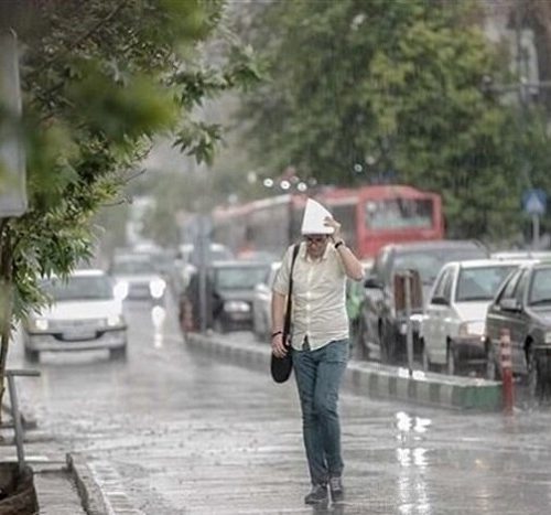 پیش بینی  شدت بارندگی ها تا ٢٣ اردیبهشت در مناطق مختلف کشور