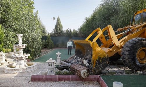 استان البرز از تخریب یک شهرک غیرقانونی با ۲۴ ویلای لوکس غیرمجاز در چهاربا 28