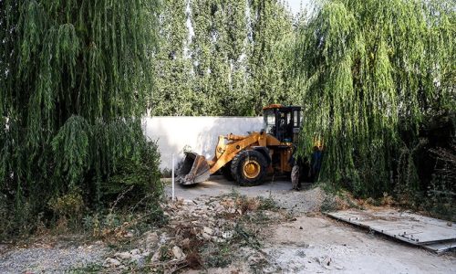 استان البرز از تخریب یک شهرک غیرقانونی با ۲۴ ویلای لوکس غیرمجاز در چهاربا 31