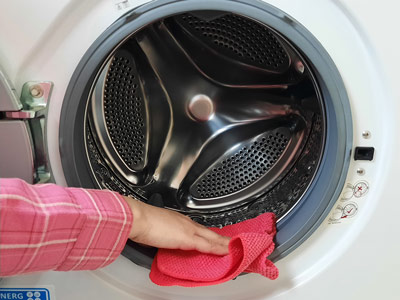 چطور ماشین لباسشویی را تمیز و ضدعفونی کنیم؟