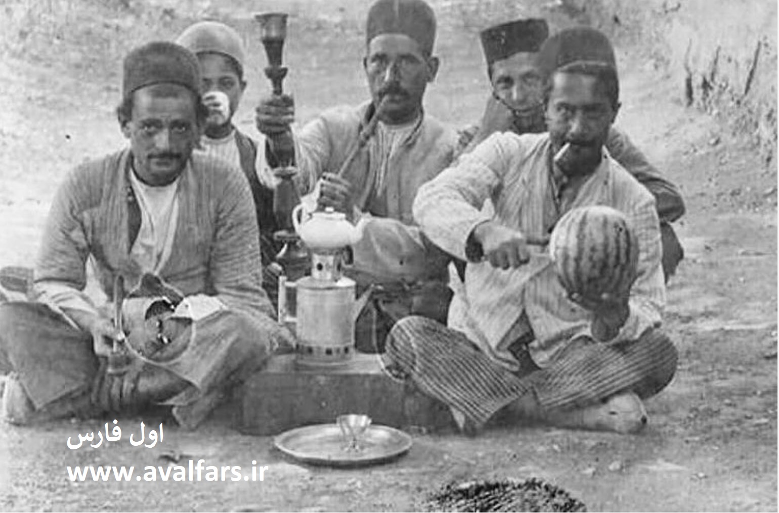 پیک نیک شیرازی ها در دوران قاجار