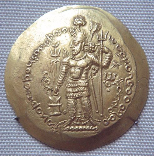 سکه مربوط به هرمز یکم کوشانشاه صادر شده درخراسان در طرح کوشان
