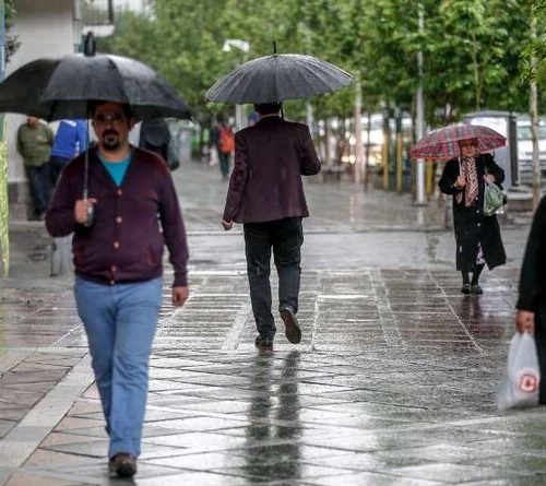 پیش بینی وضعیت بارش باران در مناطق مختلف کشور تا اردیبهشت ۱۴۰۲