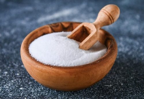 آیا می دانید نمک چگونه باعث افزایش وزن می شود؟