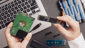 SSD vs HDD which should you buy Hero edited