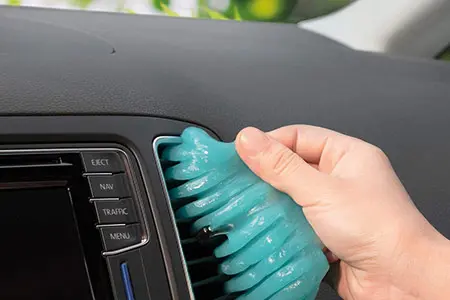Symptoms of car air conditioner failure 6
