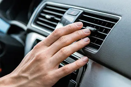 Symptoms of car air conditioner failure 7