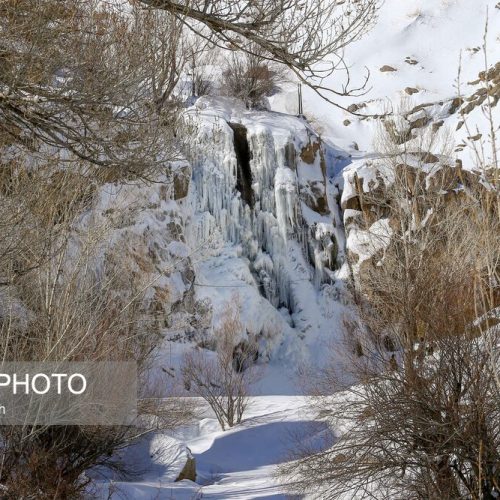 تصاویر آبشار یخی «گنجنامه» همدان که تاکنون ندیده اید