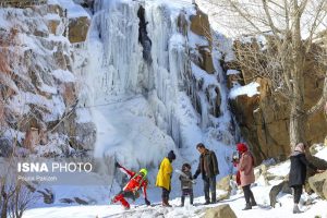 آبشار یخی گنجنامه همدان 6