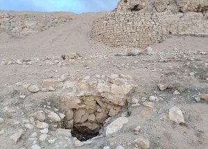 تجاوز به دژ باستانی هخامنشی قصراَبونَصر در شیراز 11