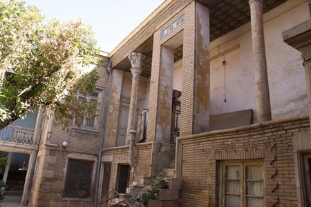 توضیحاتی در مورد ادعاهای مالکیت بر خانه تاریخی طالبان شیراز