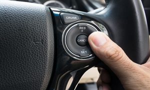 خرید خودرو قابلیت کروز کنترل تطبیقی