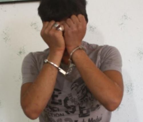 نقش دستبند پلیس بر دستان دزد تجهیزات مخابراتی فیروزآباد