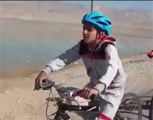 تصادف مرگبار دوچرخه سوار خردسال استان فارسی در جاده