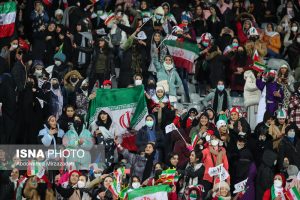 زنان ورزشگاه آزادی تیم ملی ایران جام جهانی 56