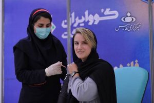 سلبریتی هایی که واکسن ایرانی زدند 2