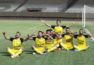 فجر  شهید سپاسی شیراز قهرمان شد و به لیگ برتر صعود کرد