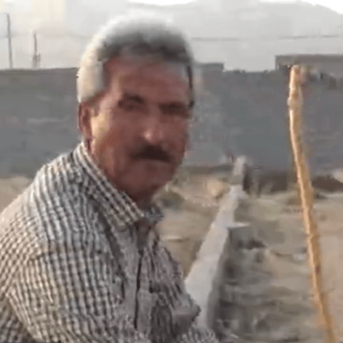 اول فارسTV| حمله ۳۰ ساله مارها به یک مرد در استان فارس+فیلم