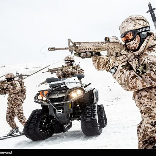 تصاویر تمرین رزم در برف نیروها و رزمندگان تیپ‌های نیروی ویژه