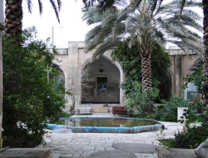 مسجد و مدرسه خان