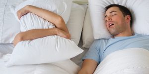 نحوه خوابیدن زن و شوهرها 3