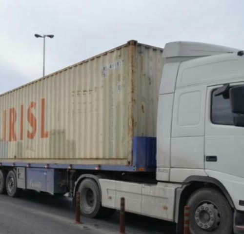 ناکامی مالخر شیرازی در سواری از کامیون مسروقه اصفهان
