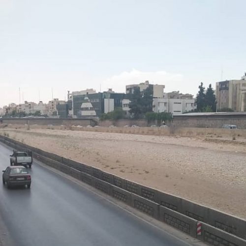 مسدود شدن کنارگذر‌های رودخانه خشک در شیراز /آخرین میزان بارش در استان فارس